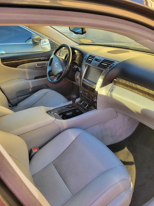 2008 Lexus LS 4th Gen - Image 2 of 3