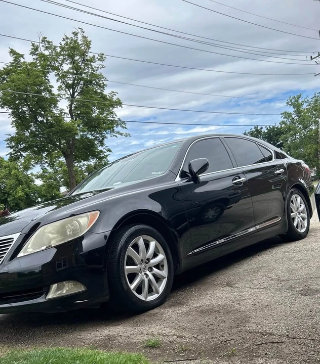 2008 Lexus LS 4th Gen - Image 2 of 2