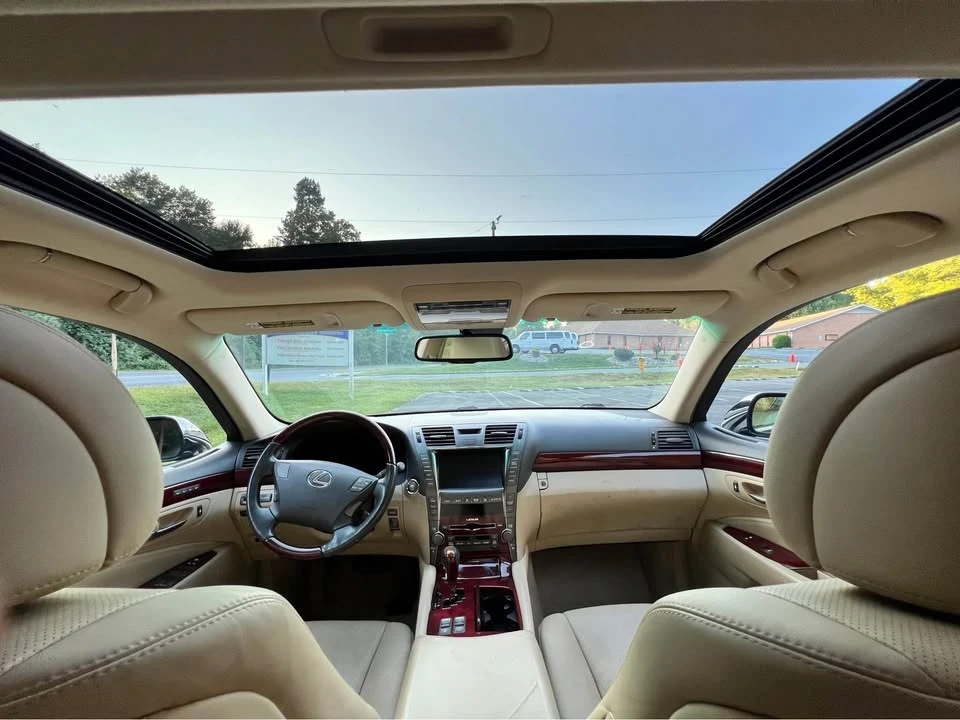 2008 Lexus LS 4th Gen - Image 13 of 20