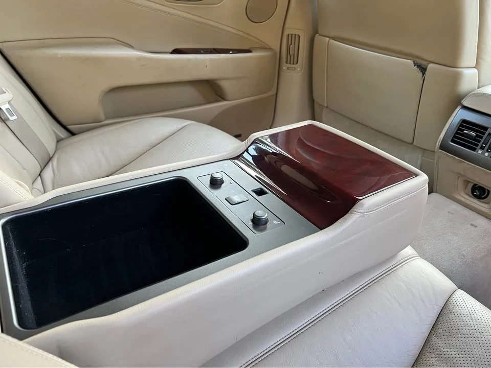 2008 Lexus LS 4th Gen - Image 12 of 20