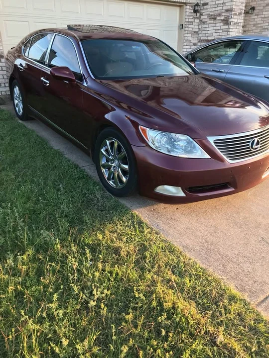 2008 Lexus LS 4th Gen - Image 4 of 10