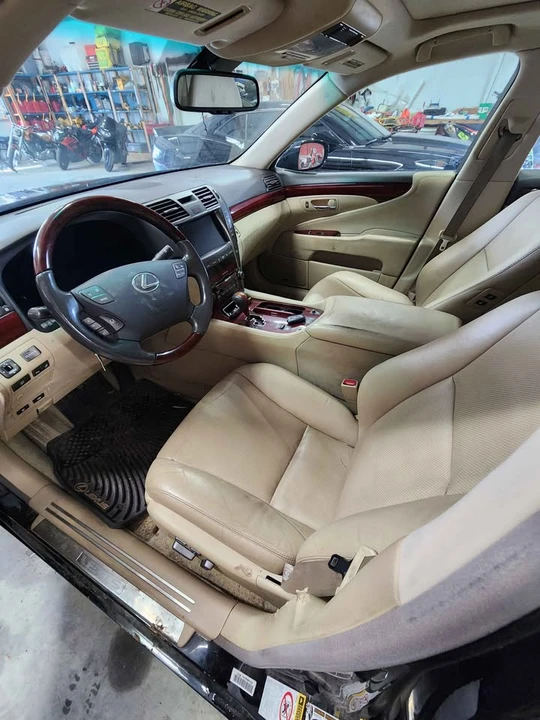 2008 Lexus LS 4th Gen - Image 5 of 5
