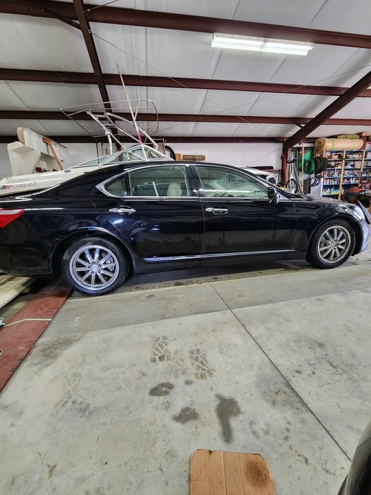 2008 Lexus LS 4th Gen - Image 2 of 5