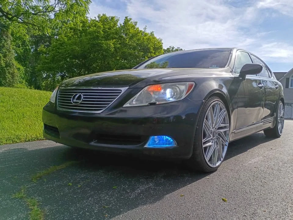 2008 Lexus LS 4th Gen - Image 11 of 20
