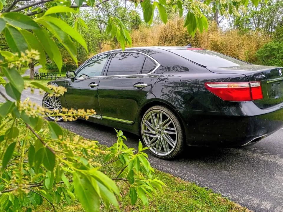 2008 Lexus LS 4th Gen - Image 17 of 20