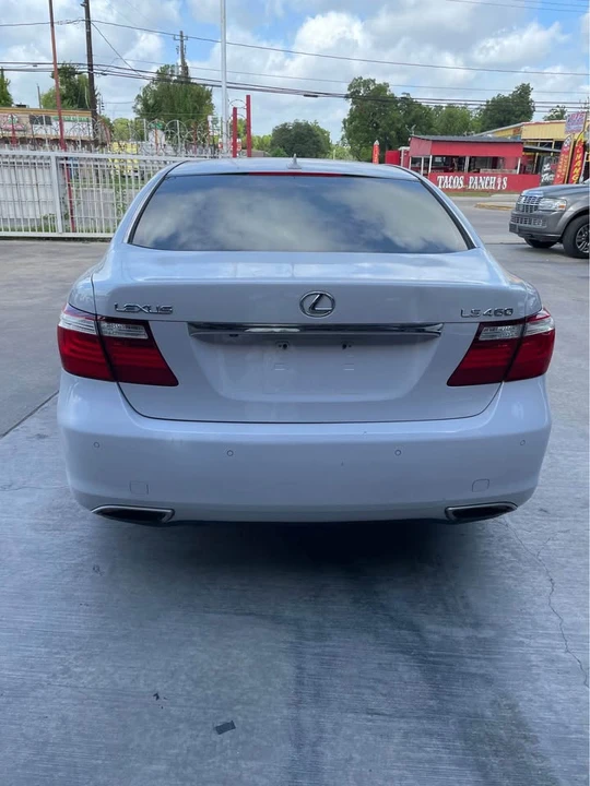 2008 Lexus LS 4th Gen - Image 2 of 6