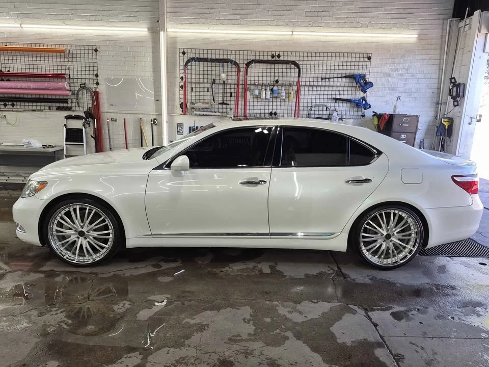 2008 Lexus LS 4th Gen - Image 3 of 3