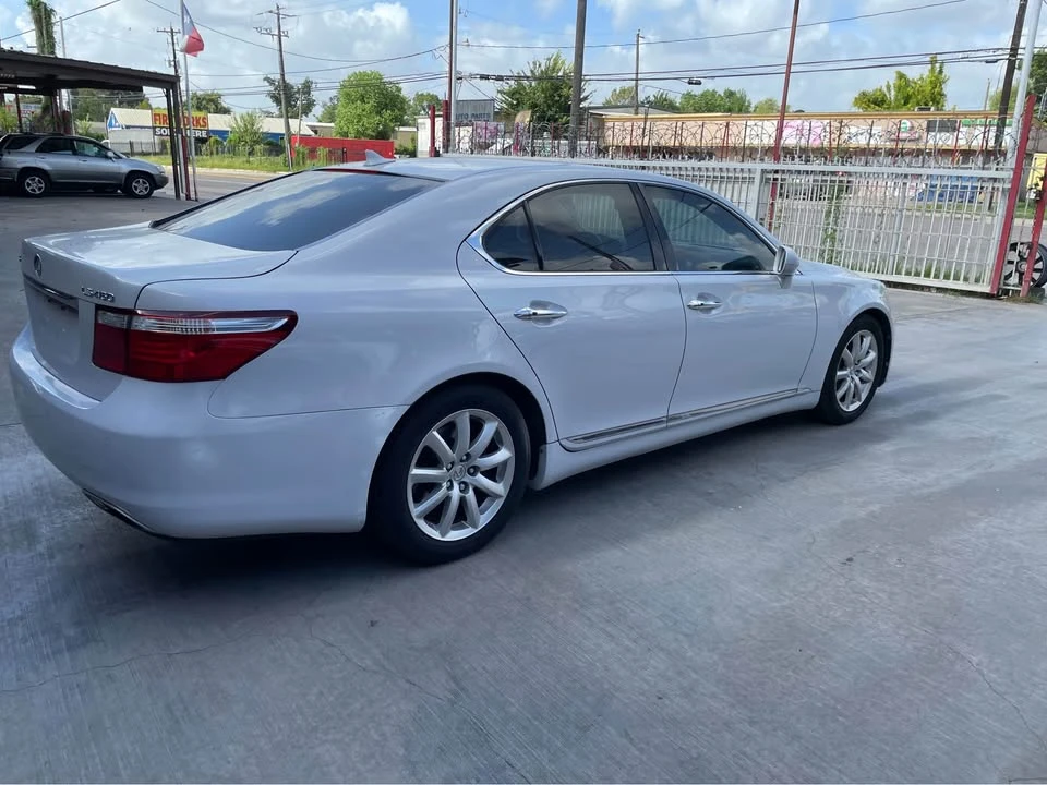 2008 Lexus LS 4th Gen - Image 3 of 6