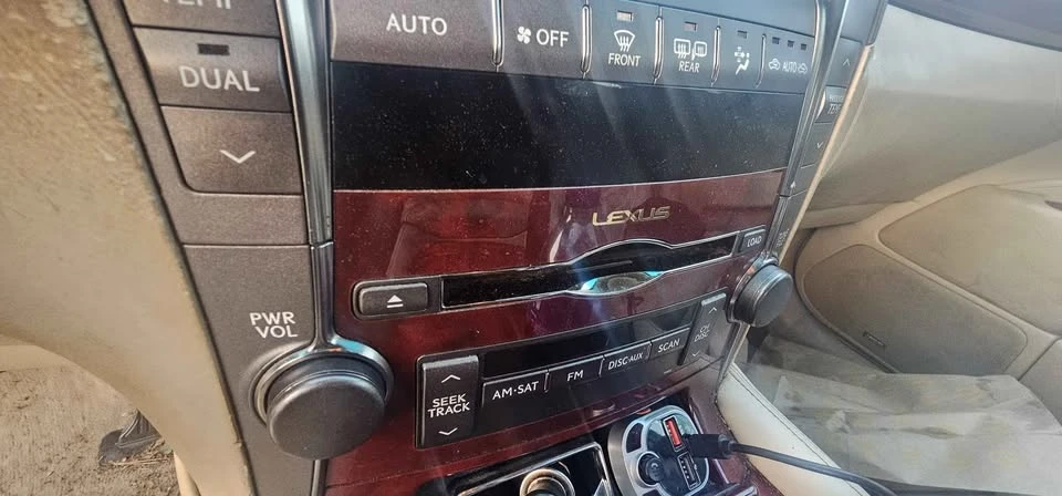 2008 Lexus LS 4th Gen - Image 3 of 10