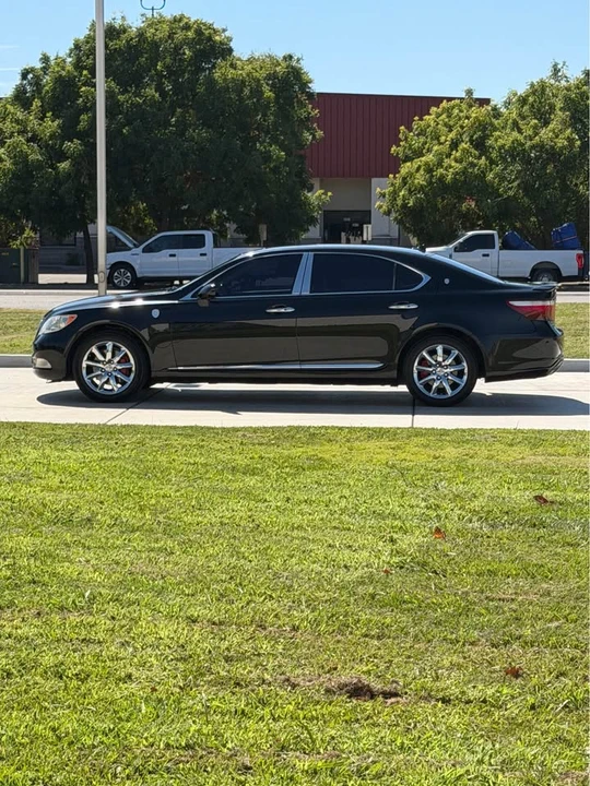 2008 Lexus LS 4th Gen - Image 5 of 20