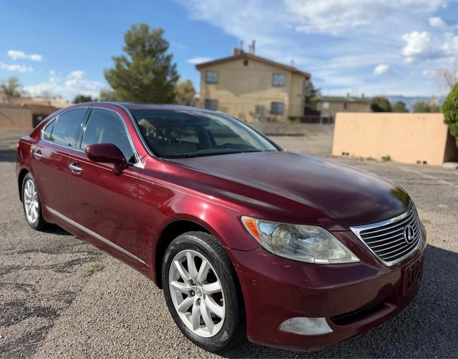 2008 Lexus LS 4th Gen - Image 4 of 5