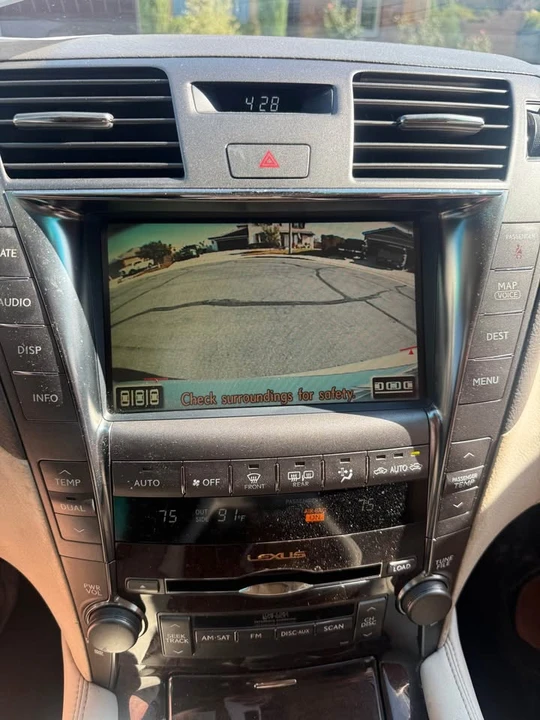 2008 Lexus LS 4th Gen - Image 10 of 11