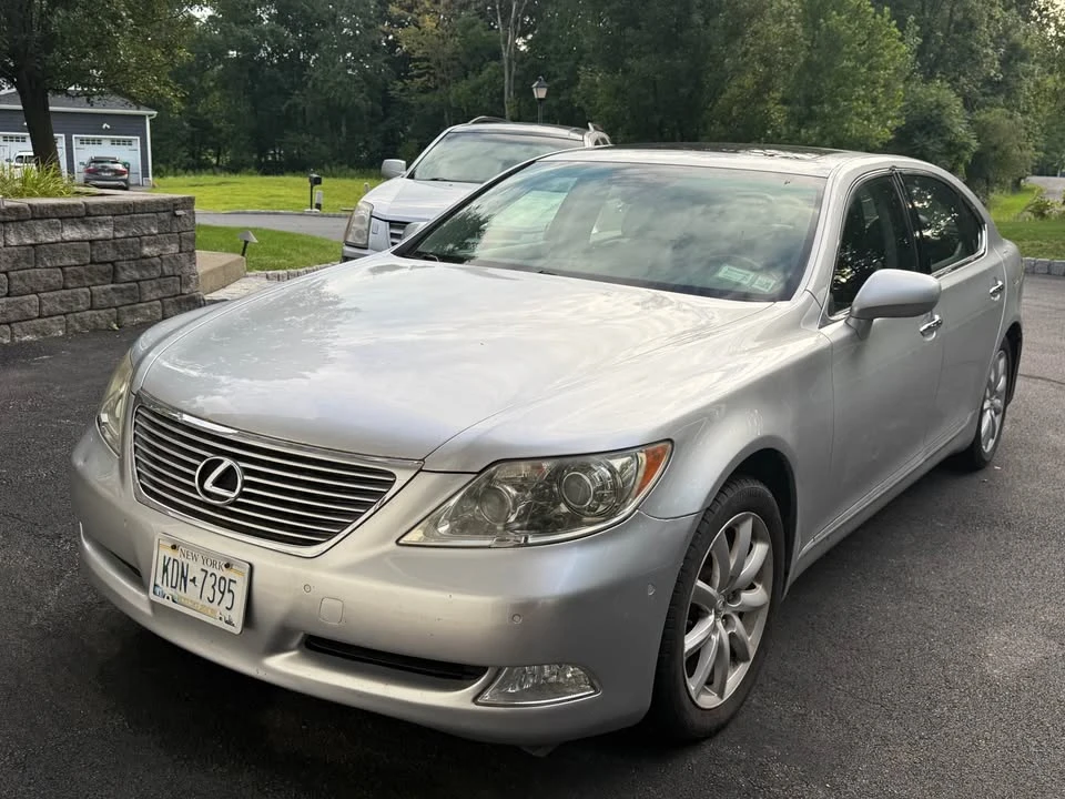 2008 Lexus LS 4th Gen - Image 3 of 14