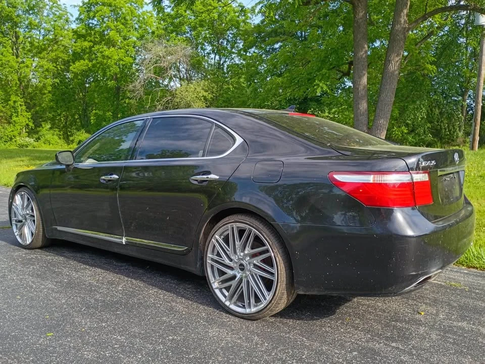 2008 Lexus LS 4th Gen - Image 5 of 5