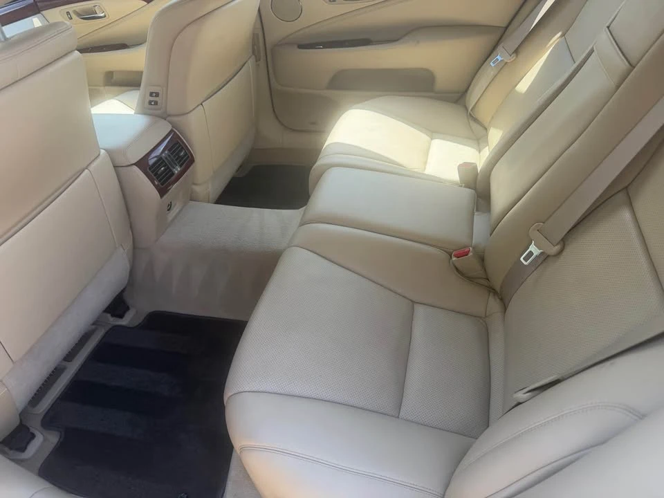 2008 Lexus LS 4th Gen - Image 2 of 6