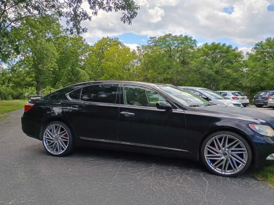 2008 Lexus LS 4th Gen - Image 5 of 13