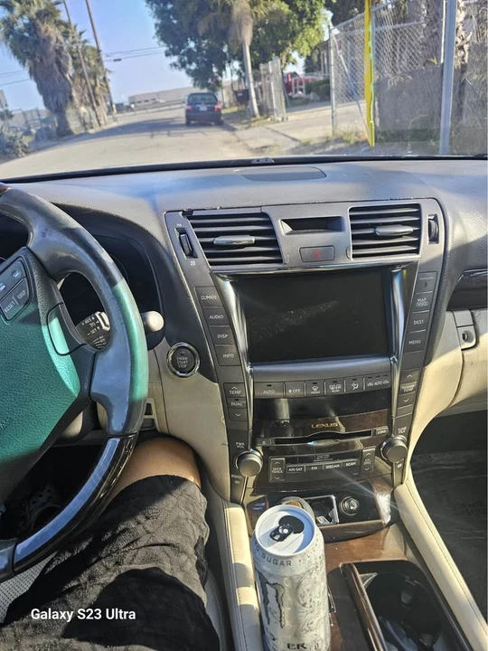 2008 Lexus LS 4th Gen - Image 7 of 7