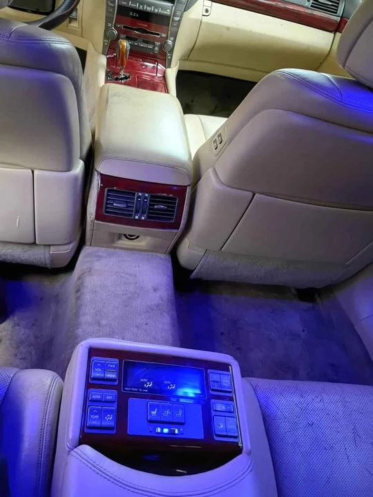 2008 Lexus LS 4th Gen - Image 19 of 20