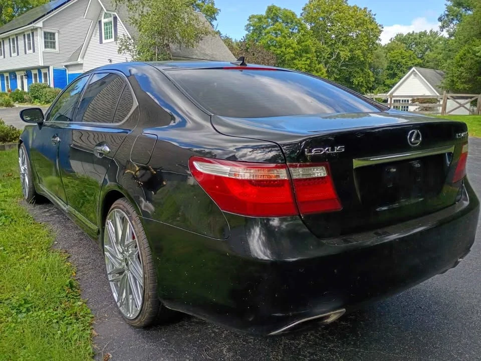 2008 Lexus LS 4th Gen - Image 17 of 20