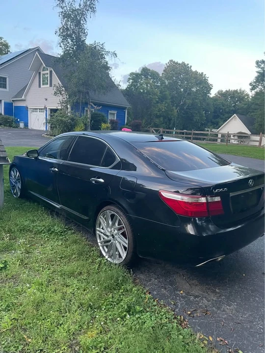 2008 Lexus LS 4th Gen - Image 3 of 7