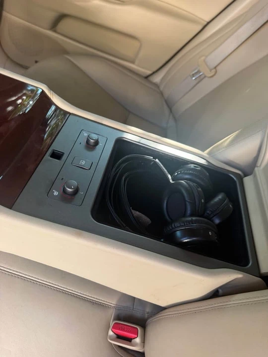 2008 Lexus LS 4th Gen - Image 12 of 12