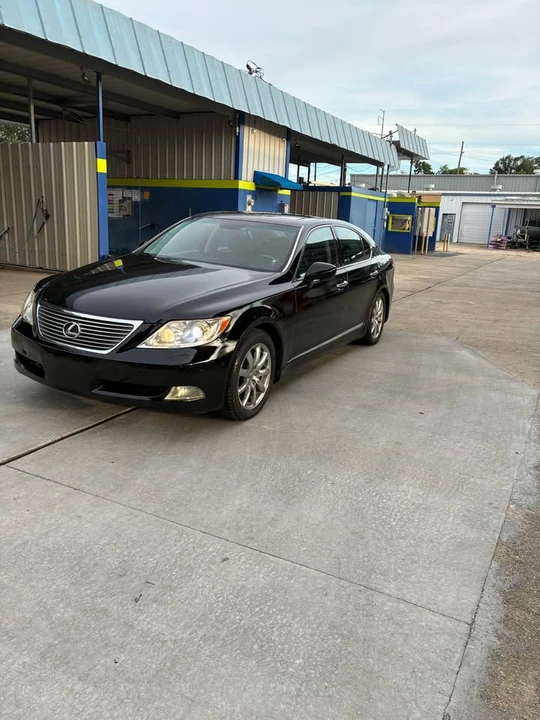 2008 Lexus LS 4th Gen - Image 2 of 6
