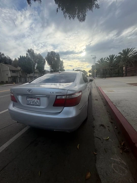 2008 Lexus LS 4th Gen - Image 6 of 11