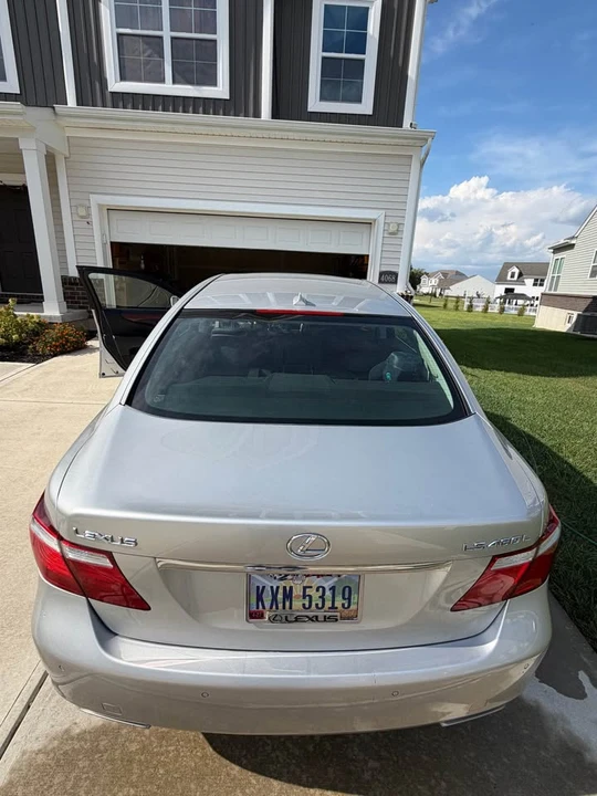 2008 Lexus LS 4th Gen - Image 3 of 13