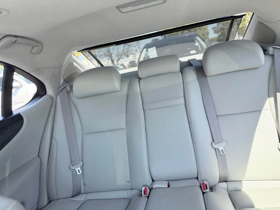 2008 Lexus LS 4th Gen - Image 9 of 10