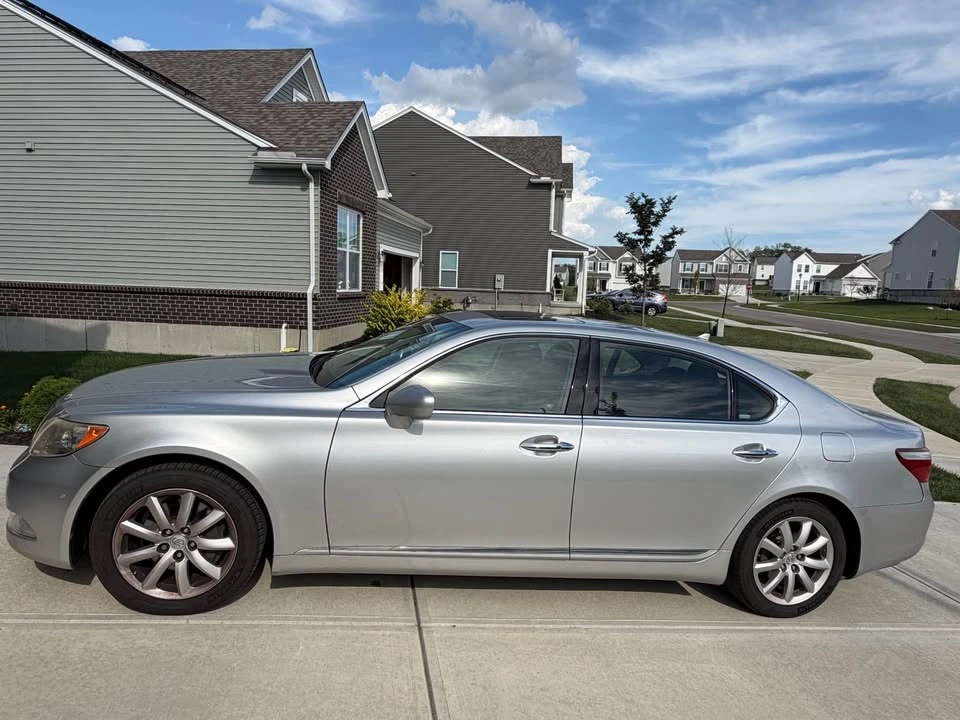 2008 Lexus LS 4th Gen - Image 2 of 13