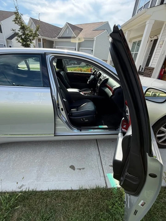 2008 Lexus LS 4th Gen - Image 7 of 13