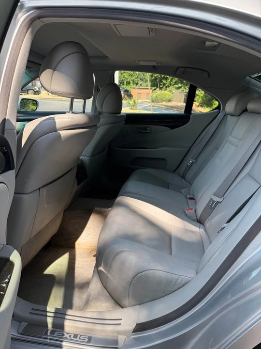 2008 Lexus LS 4th Gen - Image 11 of 11