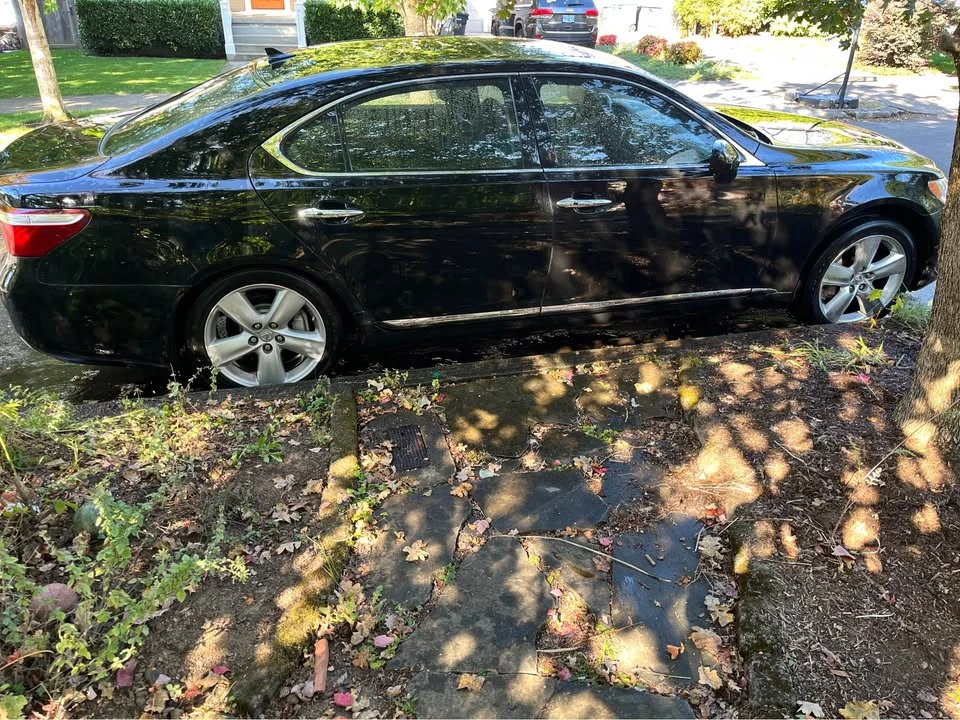 2008 Lexus LS 4th Gen - Image 4 of 13