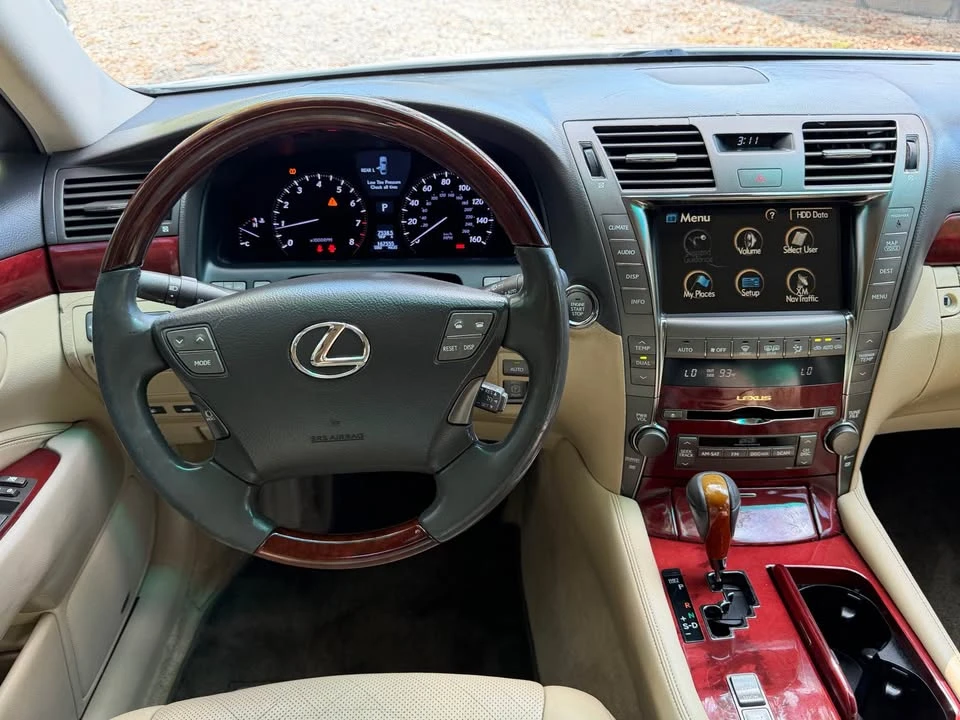 2008 Lexus LS 4th Gen - Image 11 of 14
