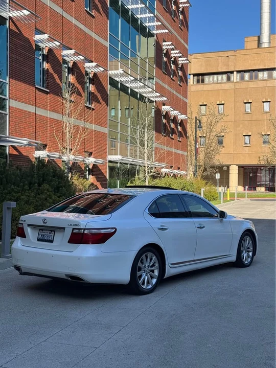 2008 Lexus LS 4th Gen - Image 3 of 18