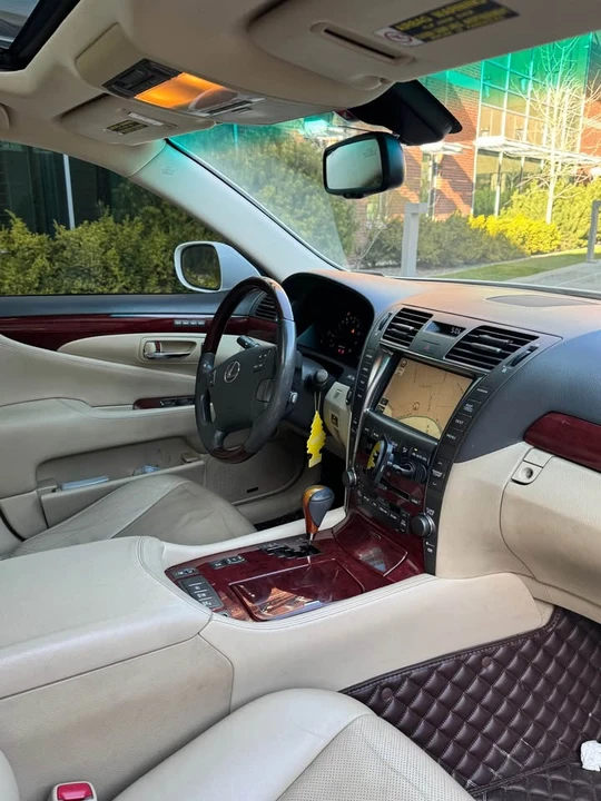 2008 Lexus LS 4th Gen - Image 8 of 18