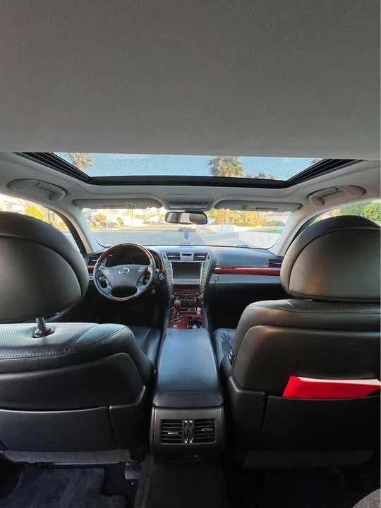 2008 Lexus LS 4th Gen - Image 13 of 14
