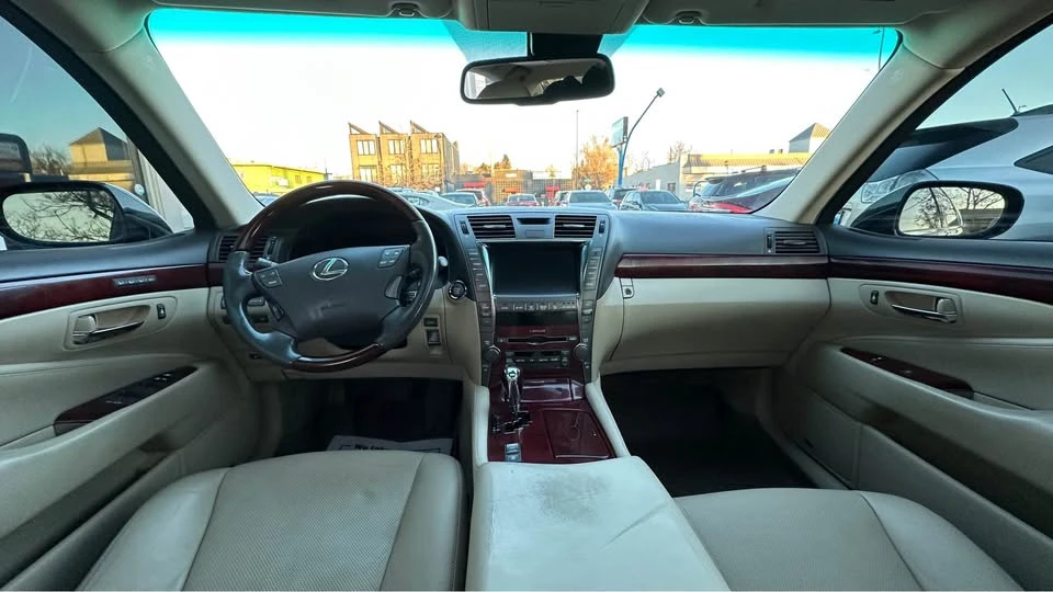 2008 Lexus LS 4th Gen - Image 10 of 16