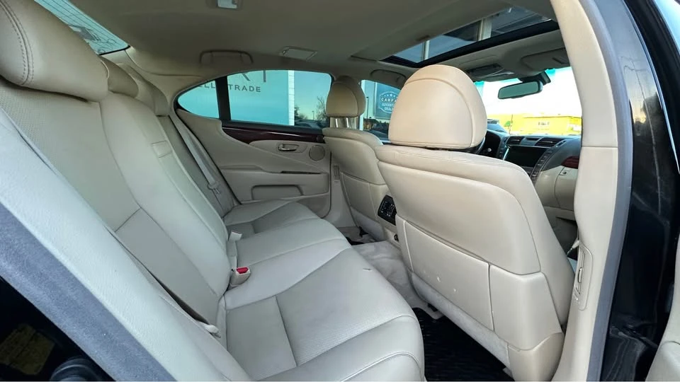2008 Lexus LS 4th Gen - Image 11 of 16