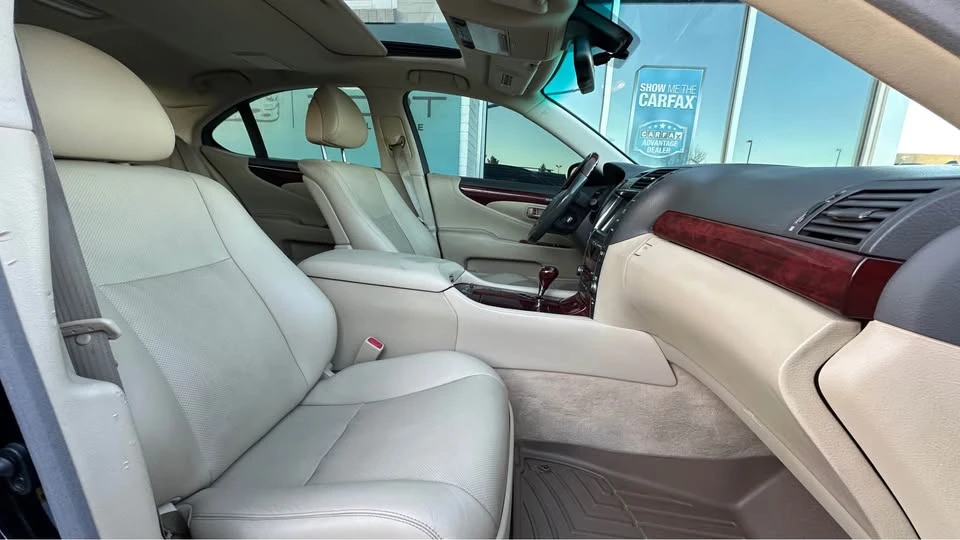 2008 Lexus LS 4th Gen - Image 12 of 16