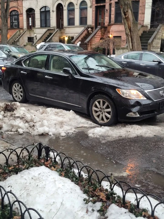 2008 Lexus LS 4th Gen - Image 6 of 20