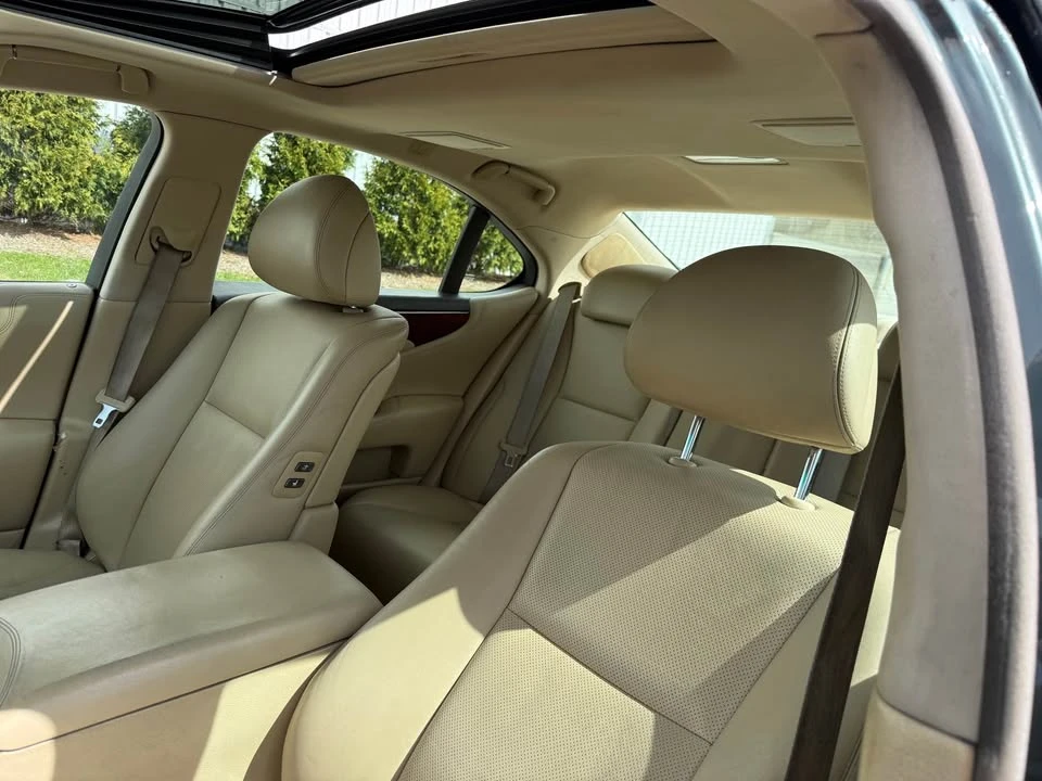 2008 Lexus LS 4th Gen - Image 5 of 7
