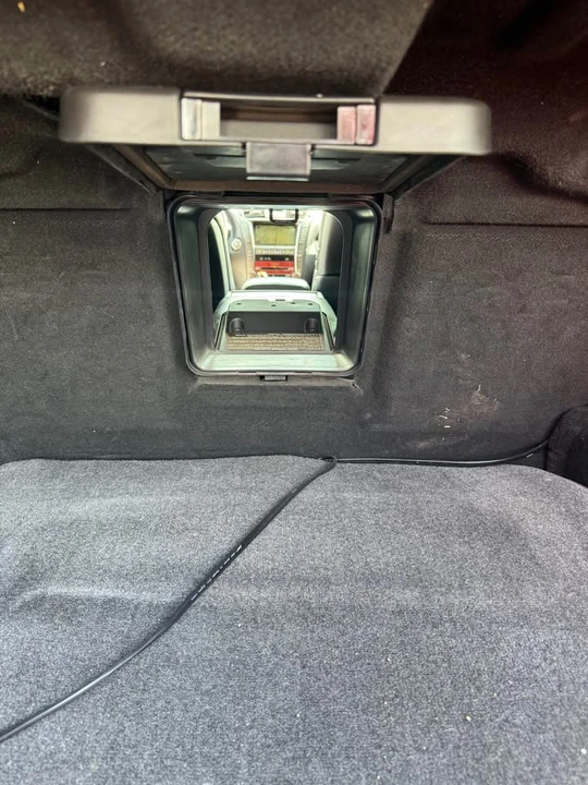 2008 Lexus LS 4th Gen - Image 16 of 16