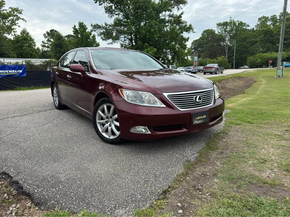 2008 Lexus LS 4th Gen - Image 2 of 17