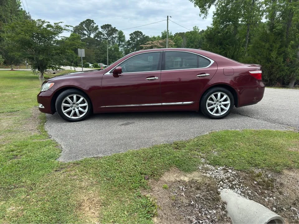 2008 Lexus LS 4th Gen - Image 3 of 17