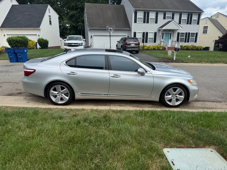 2008 Lexus LS 4th Gen - Image 3 of 21