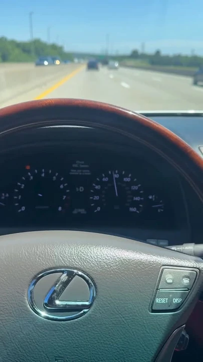 2008 Lexus LS 4th Gen - Image 21 of 21