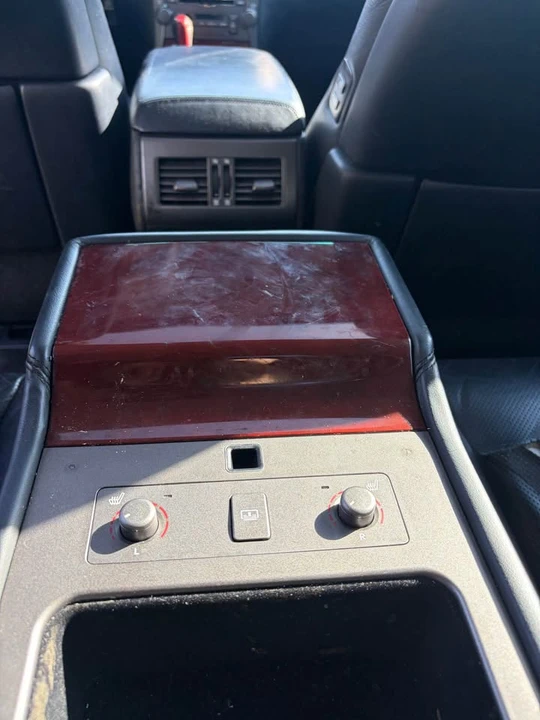 2008 Lexus LS 4th Gen - Image 14 of 17