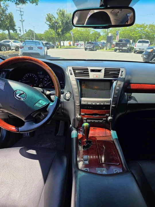 2008 Lexus LS 4th Gen - Image 6 of 7