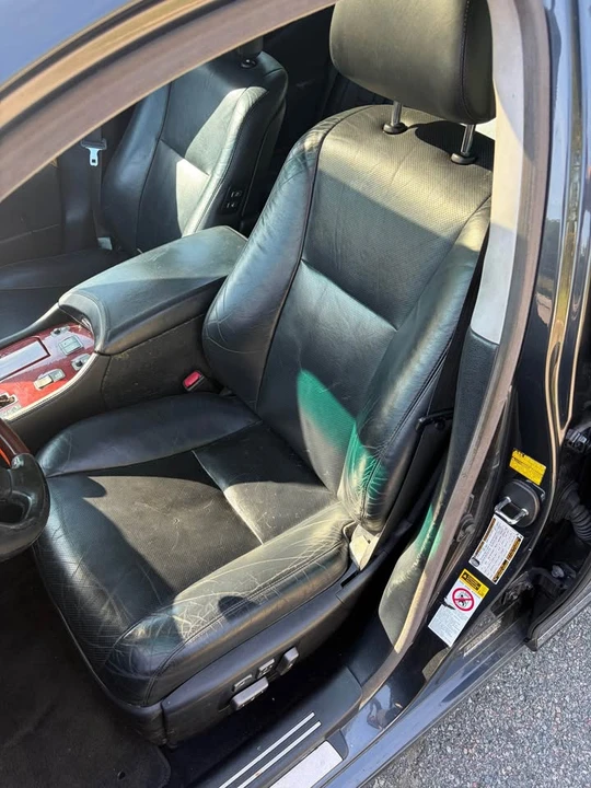 2008 Lexus LS 4th Gen - Image 8 of 17